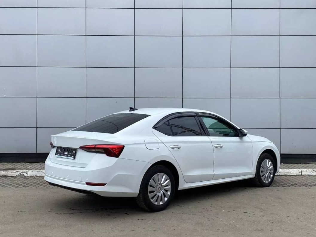 Skoda Octavia 1.4 АКПП, 2021, 17 456 км фото 6
