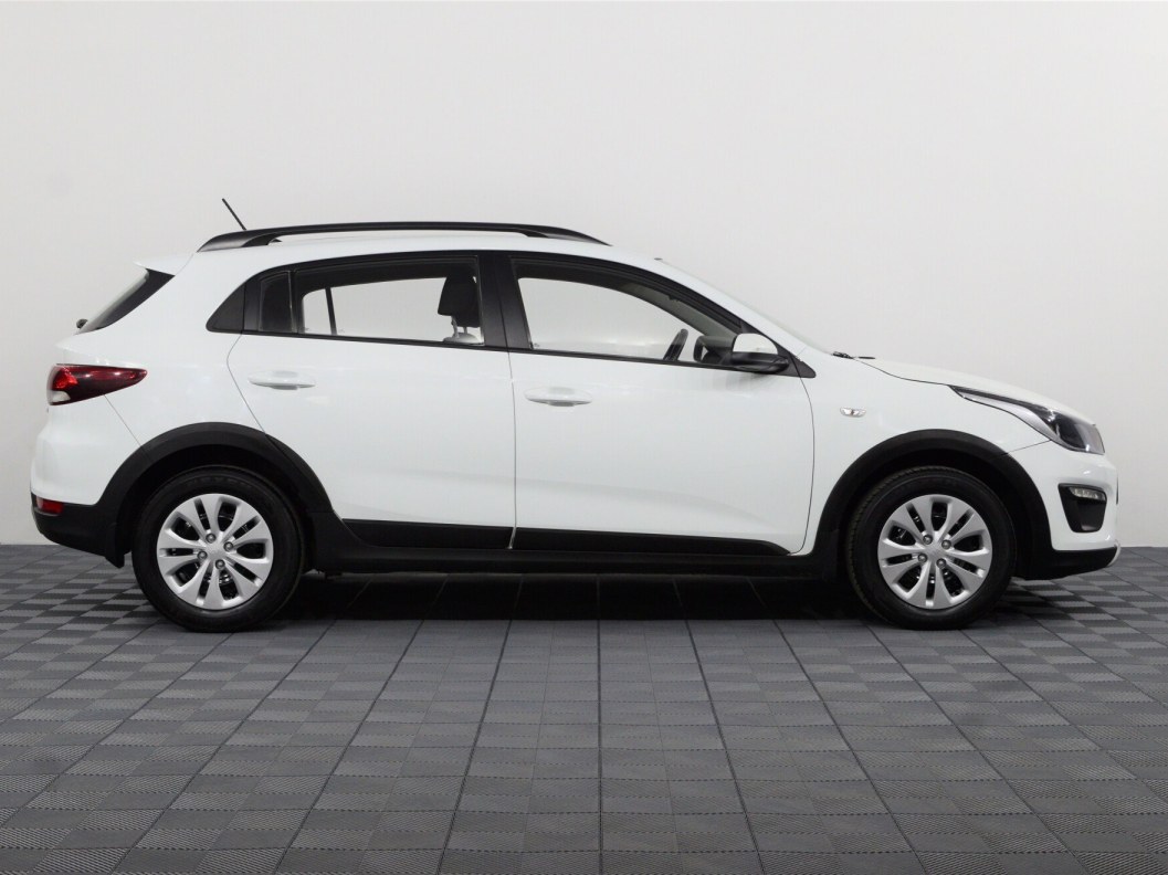 Kia Rio Luxe 1.6 АКПП, 2017, 42 769 км фото 4
